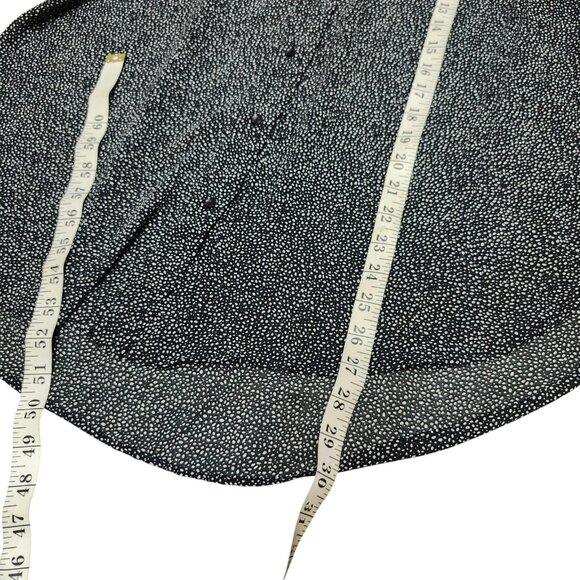 H&M Womens Size 14 Blouse Black White Button Front Collared Curved Hem - Picture 10 of 15